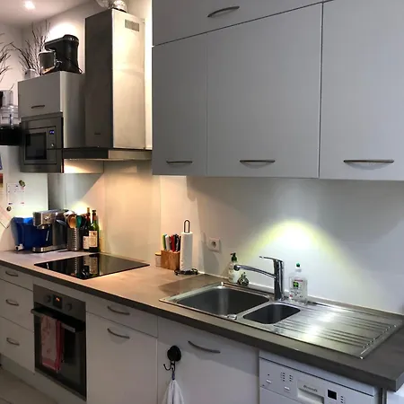 Grande Chambre A Montmartre Alloggio in famiglia Parigi