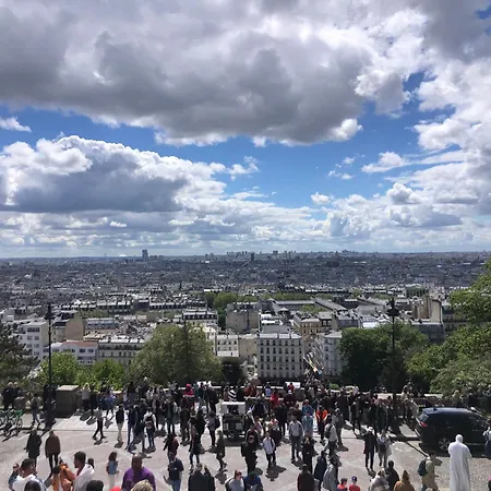 Grande Chambre A Montmartre Alloggio in famiglia